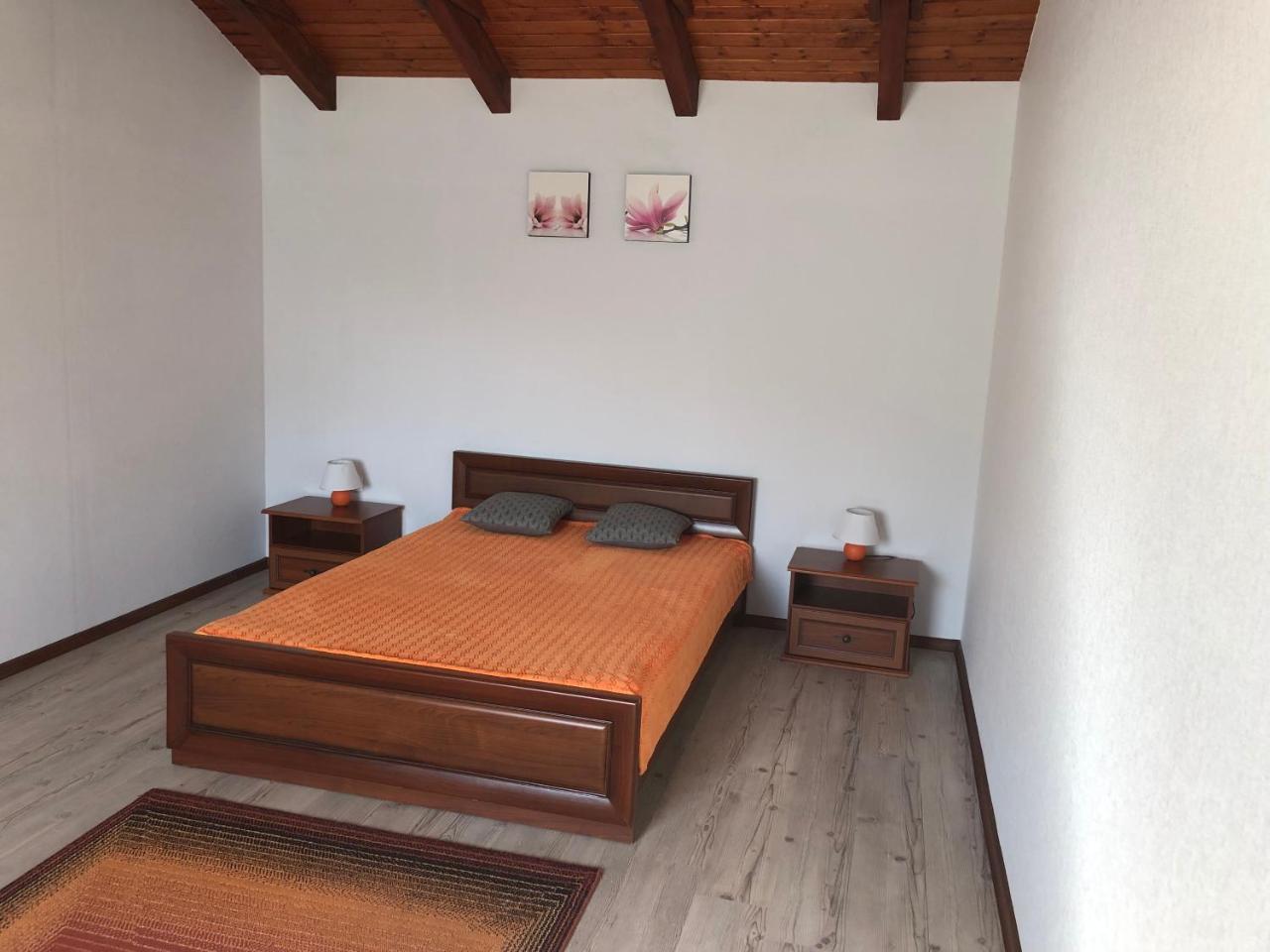 Guesthouse Heviz Bagian luar foto