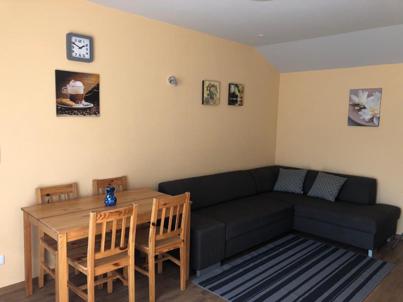 Guesthouse Heviz Bagian luar foto